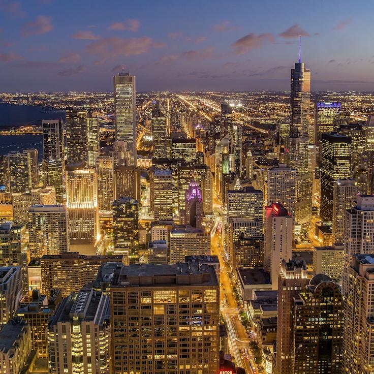 Parents evaluating schools in Spain